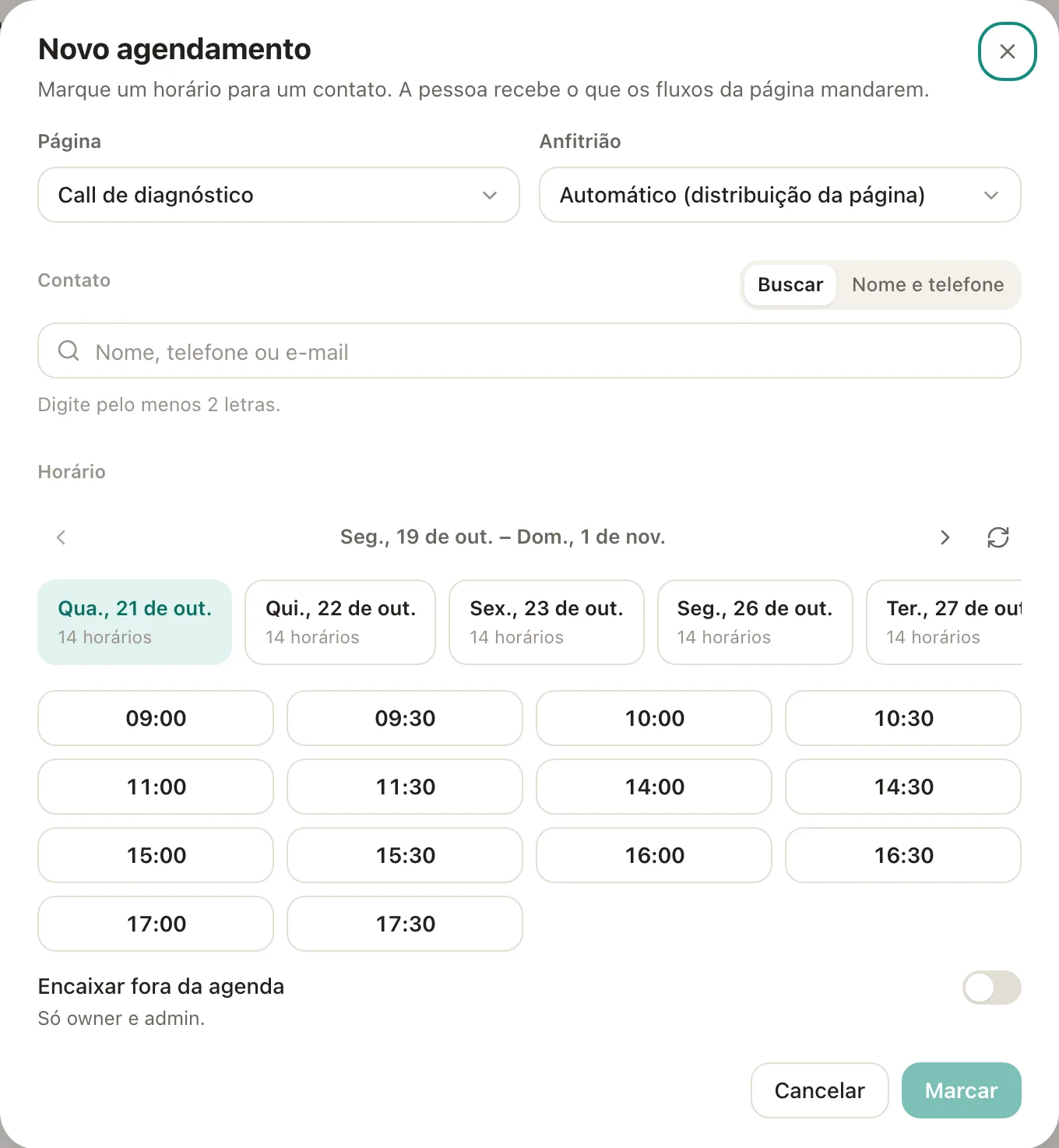 A janela Novo agendamento: página, anfitrião, contato e os horários livres.
