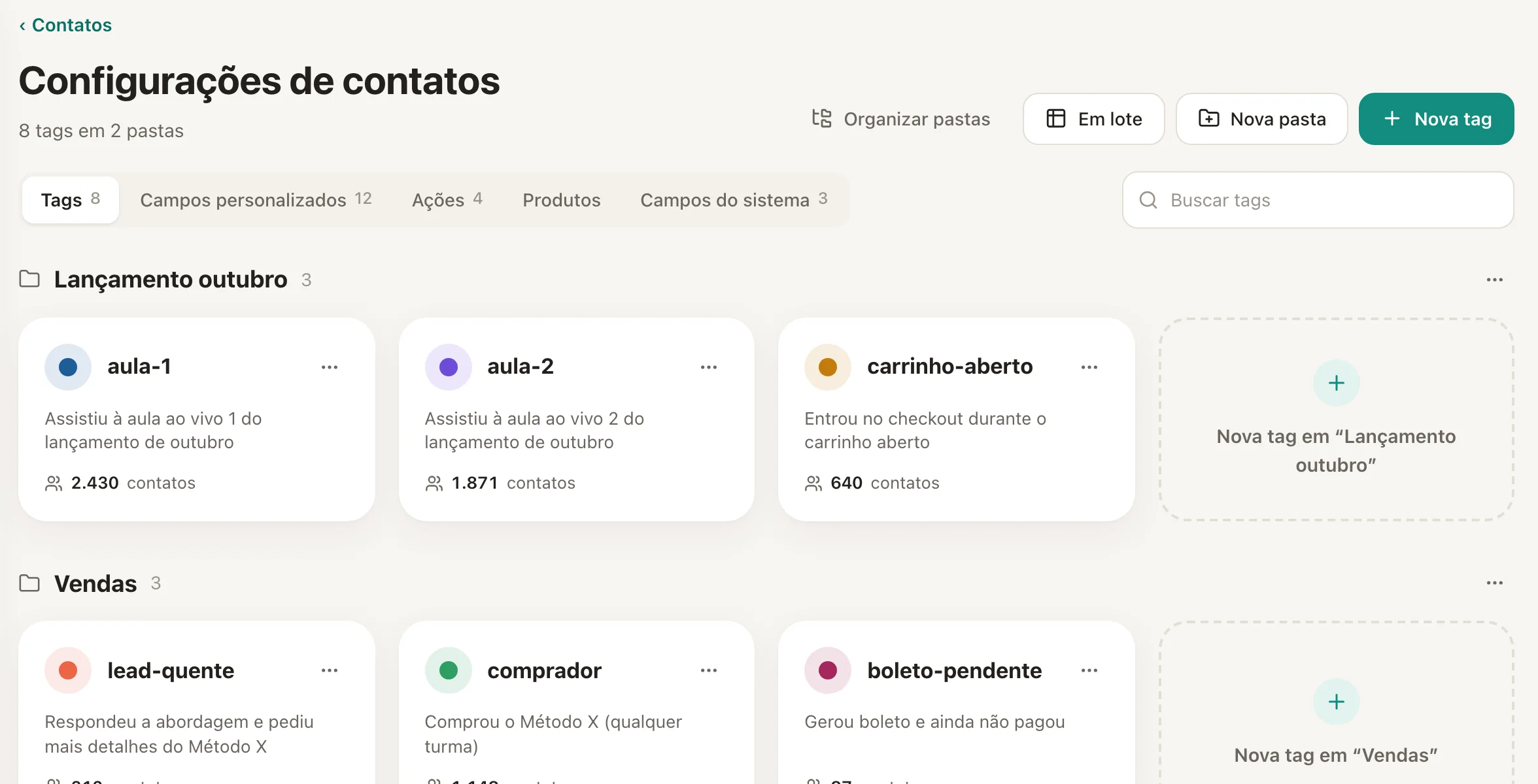 A aba Tags da página Configurações de contatos.