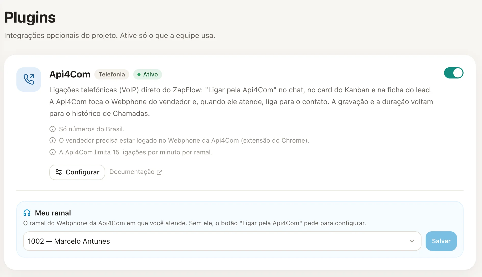 A tela Plugins, com a Api4Com ativa e o campo Meu ramal.
