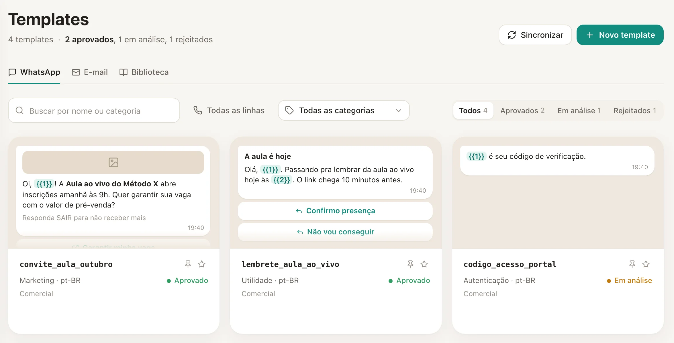 A lista de templates, com os filtros de status e categoria.